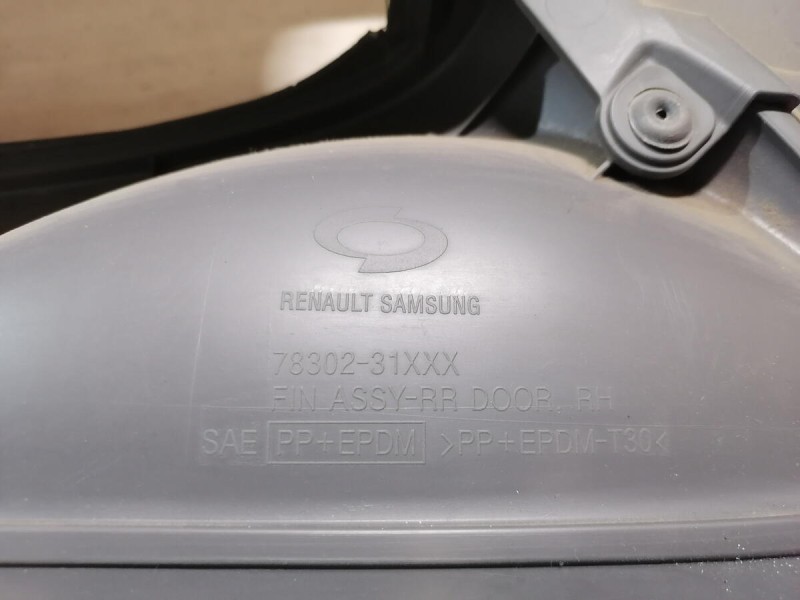 Almera Classic обшивка двери задняя правая эл