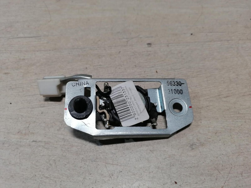 Almera Classic №2 пищалка в переднюю стойку левая