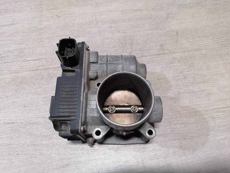 Almera Classic №4 дроссельная заслонка 1,6