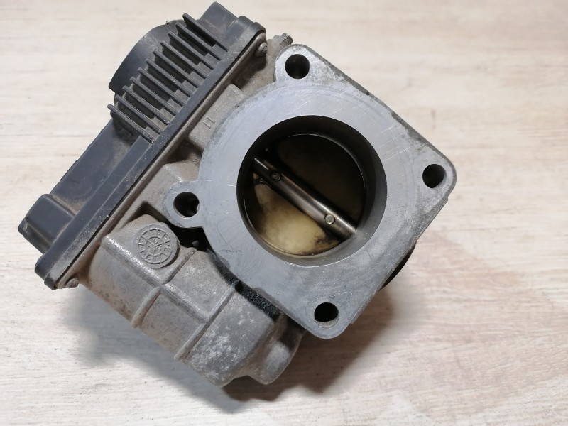 Almera Classic №4 дроссельная заслонка 1,6