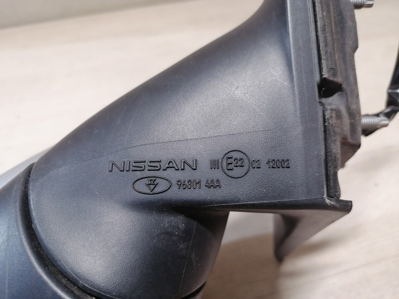 Almera G15 №10 зеркало правое эл серебро деф