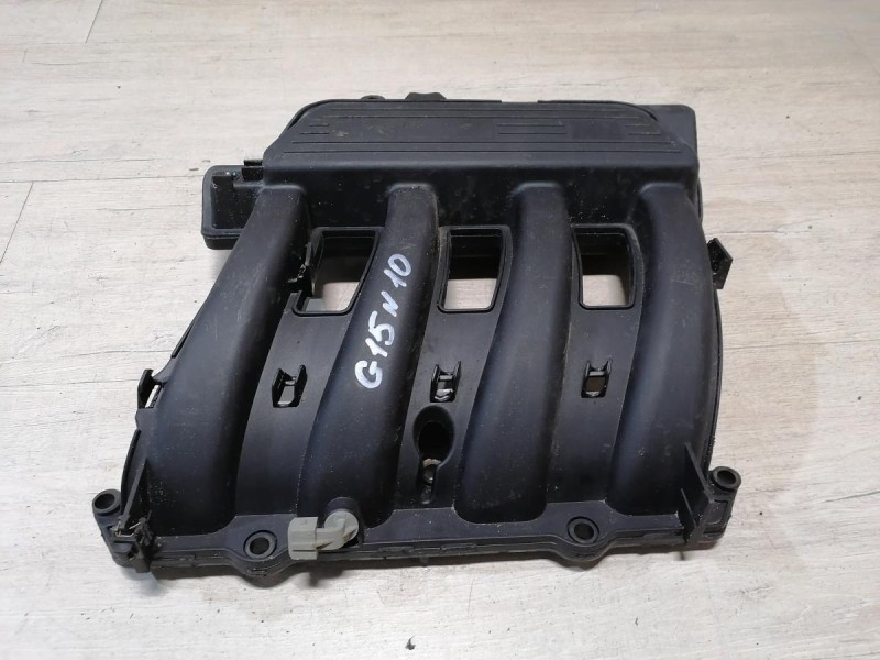 Almera G15 №10 коллектор впускной