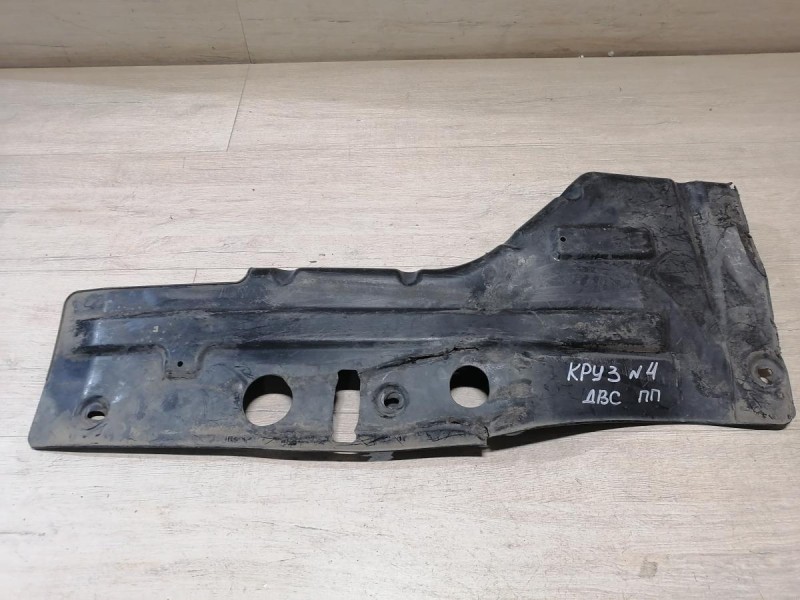 Cruze №4 пыльник двигателя правый деф