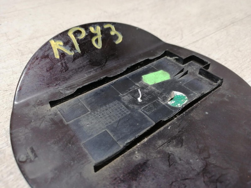 Cruze лючок бензобака черный