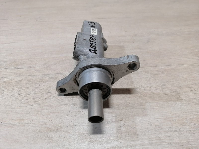 Duster №3 цилиндр тормозной главный