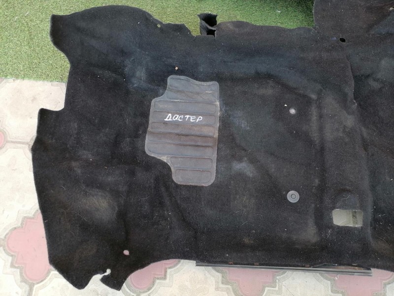 Duster пол салона