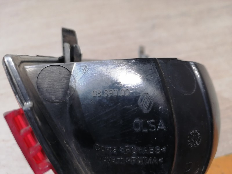 Duster противотуманка заднего бампера правая
