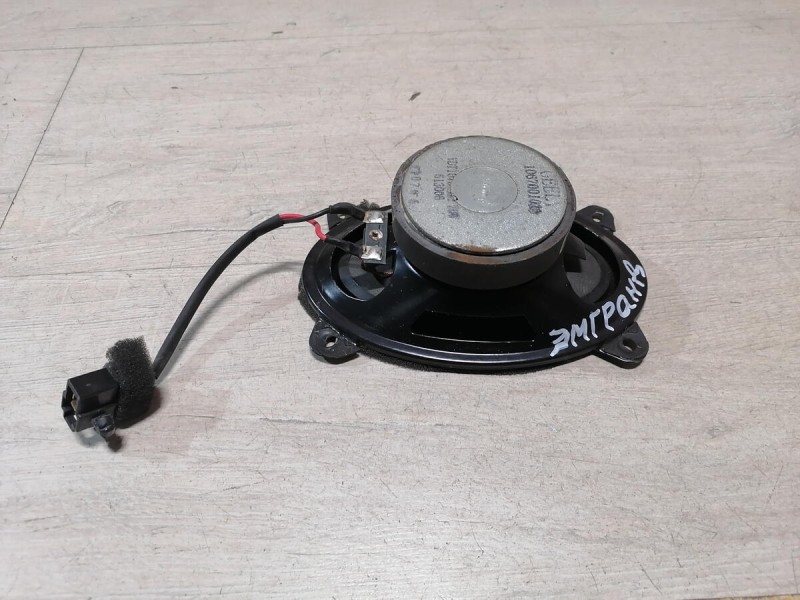 Emgrand динамик задний в полку