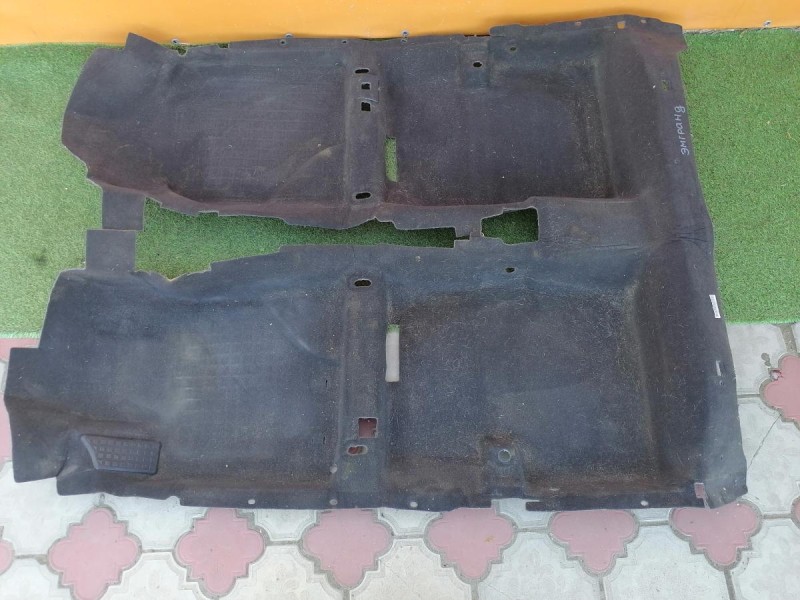 Emgrand пол салона