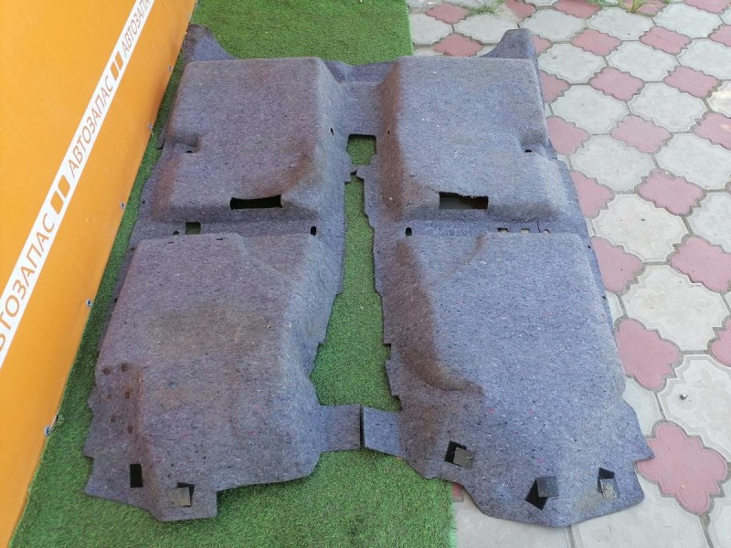 Emgrand пол салона