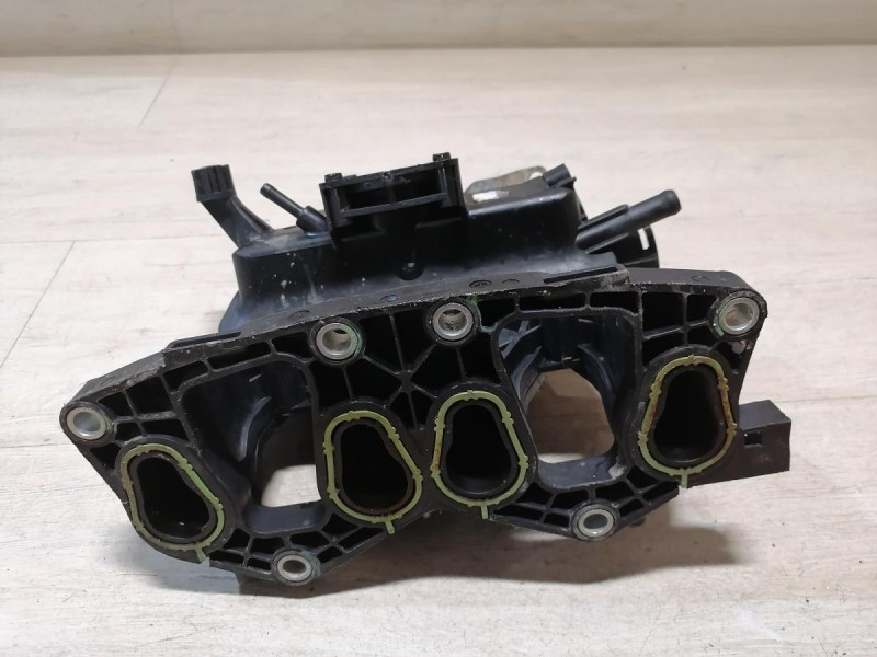 Fiat Panda коллектор впускной