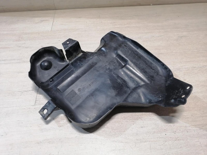 Fiat Panda локер задний правый