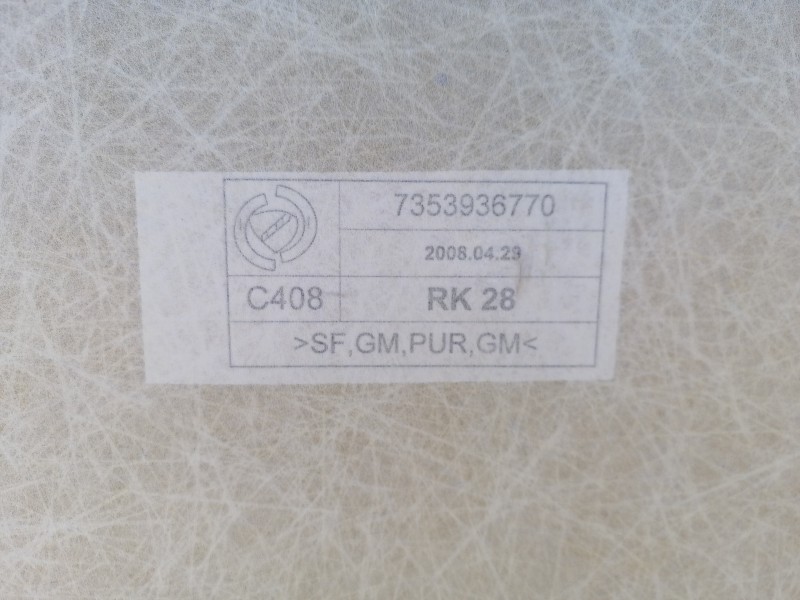 Fiat Panda потолок