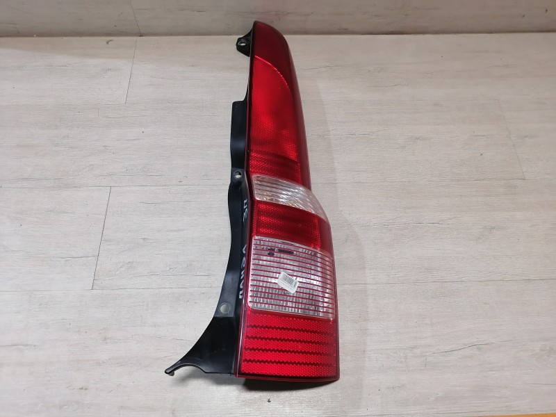 Fiat Panda фонарь правый