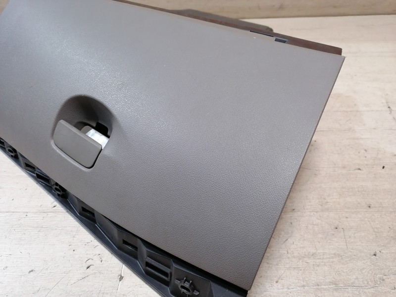 Fluence №2 бардачок