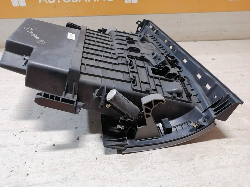 Fluence №2 бардачок