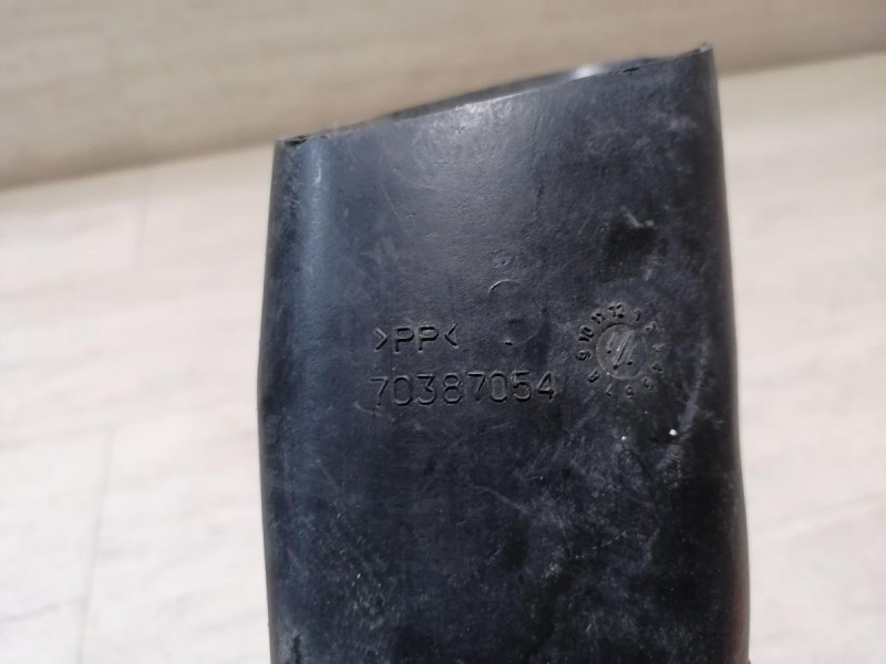 Fluence №2 патрубок воздушный воздухозаборник 70387054 деф