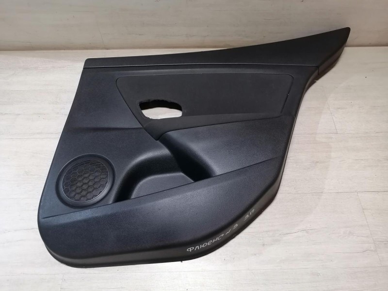 Fluence №3 обшивка двери задняя правая