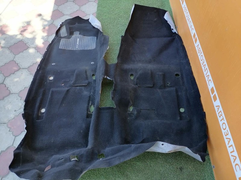 Fluence №3 пол салона