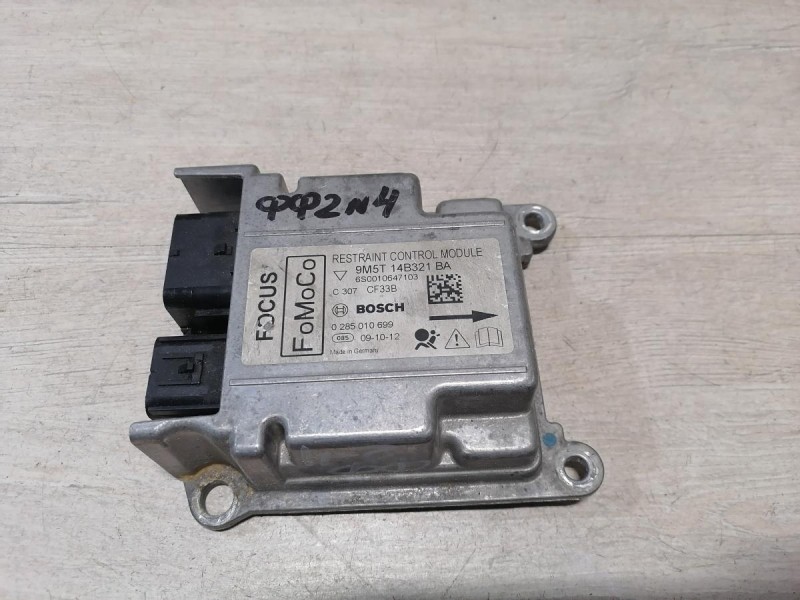 Focus 2 №4  блок подушек SRS AIR BAG целый