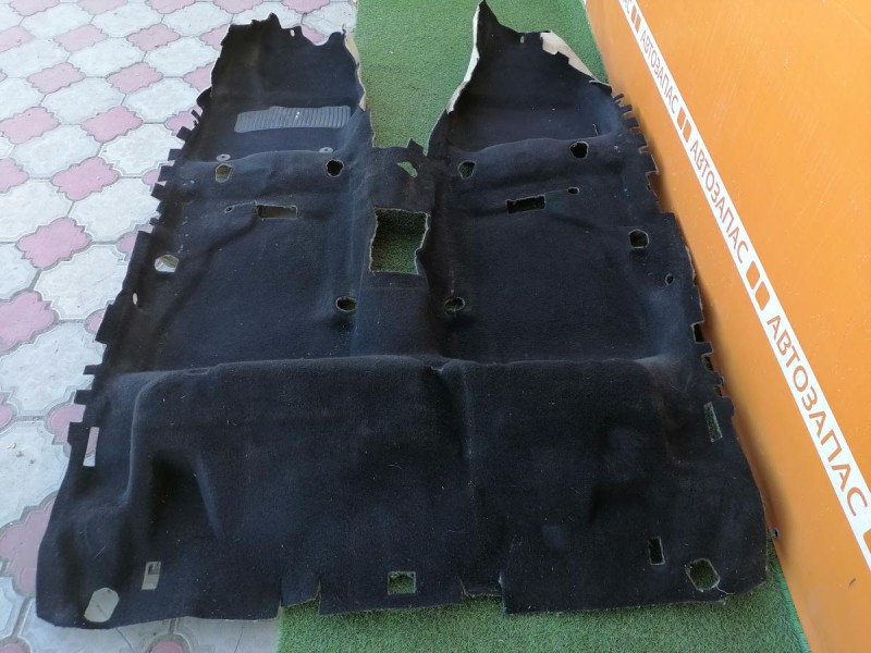 Focus 3 №3 пол салона