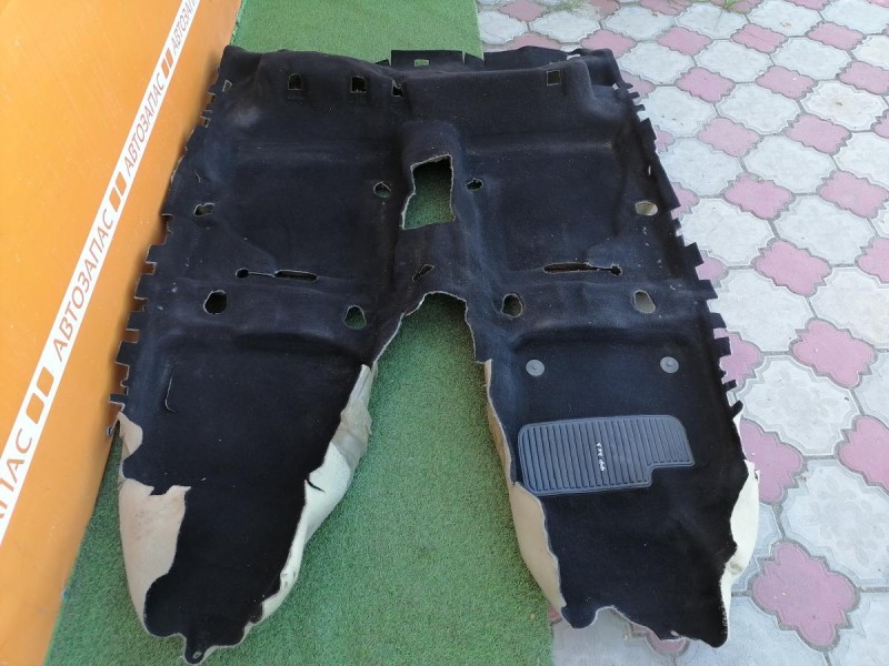 Focus 3 №3 пол салона