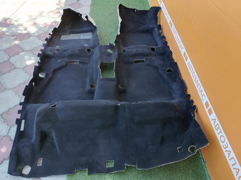 Focus 3 №4 пол салона