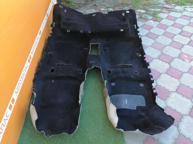 Focus 3 пол салона