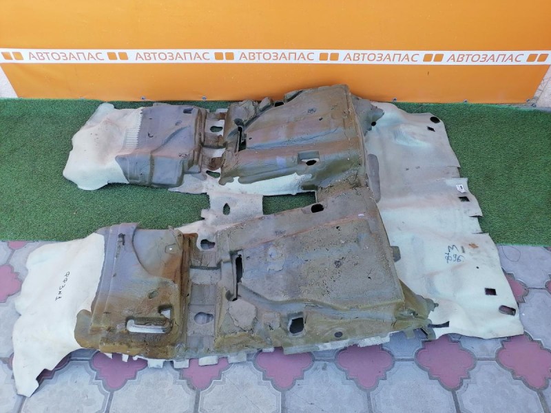 Focus 3 пол салона