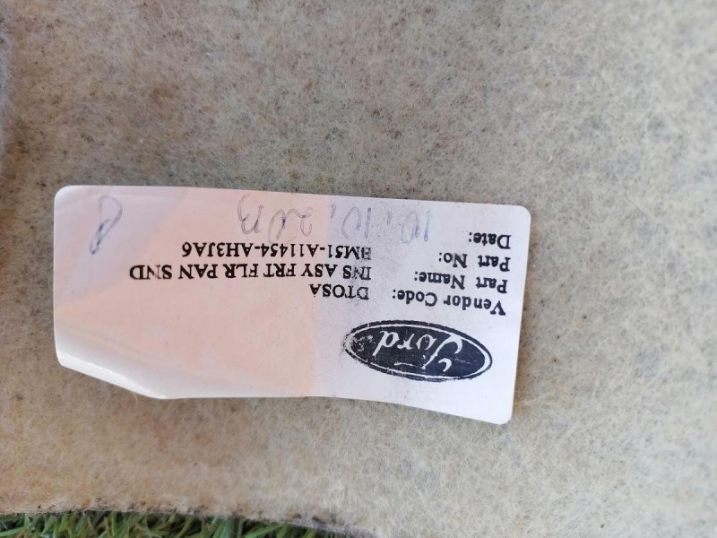 Focus 3 пол салона