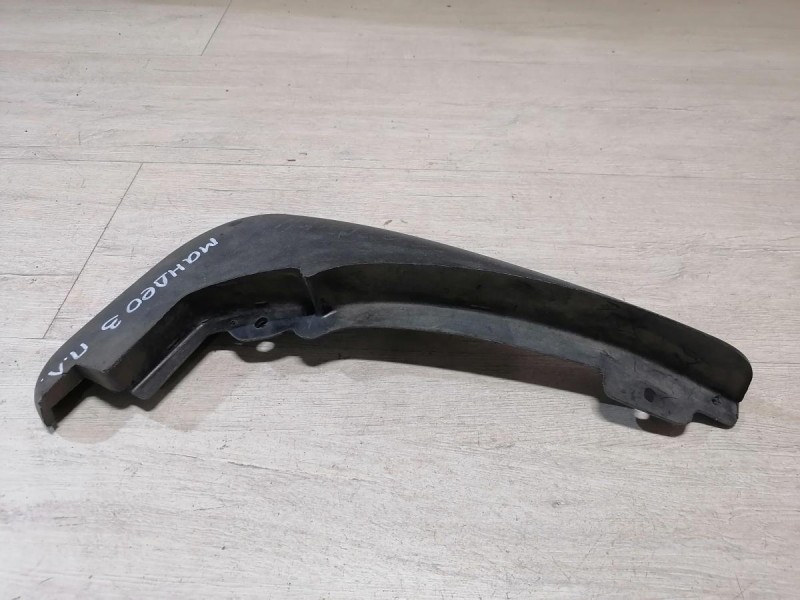 Mondeo 3 брызговик передний левый