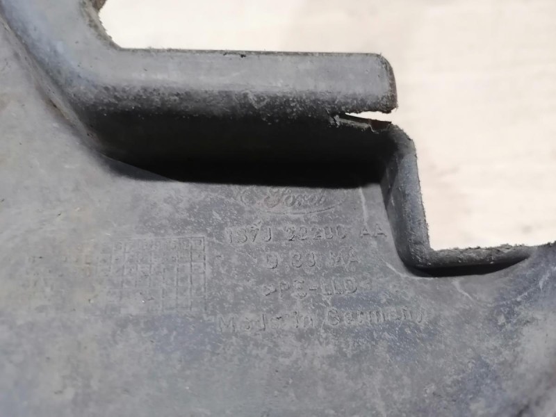 Mondeo 3 брызговик передний правый