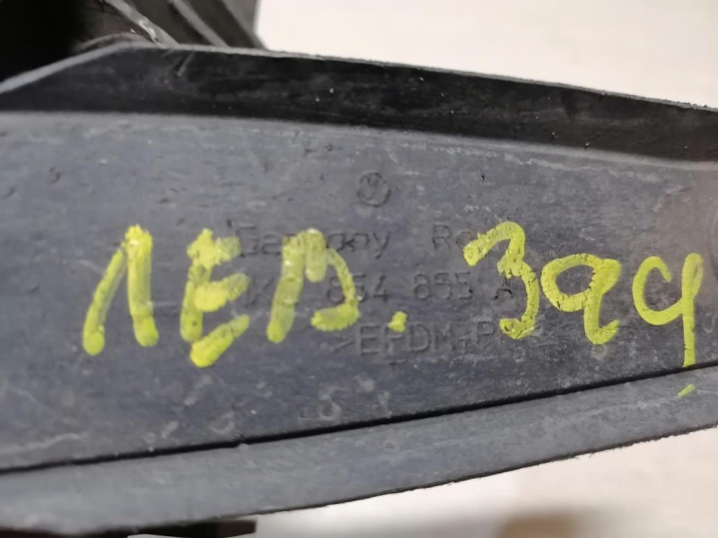 Golf брызговик заднего колеса передний левый