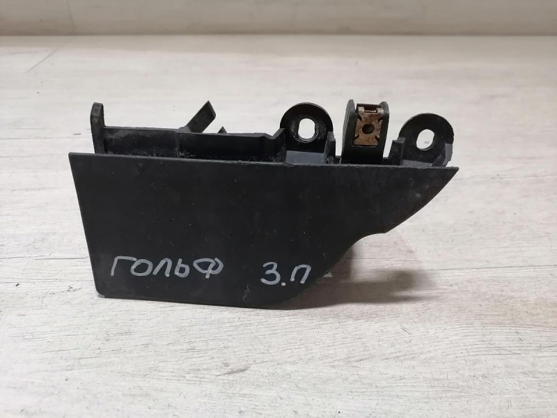 Golf брызговик заднего колеса передний правый