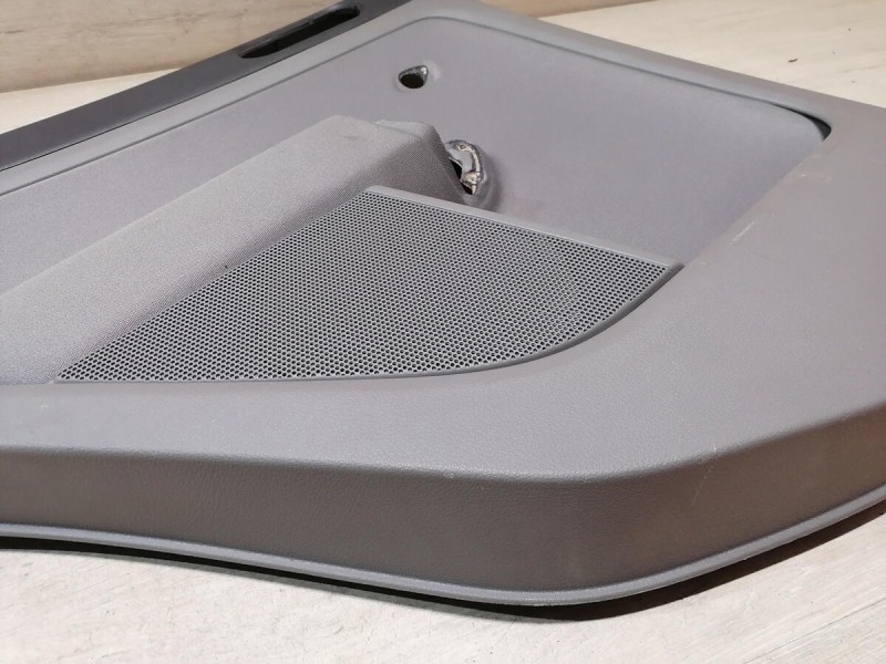 Golf обшивка двери задняя правая мех