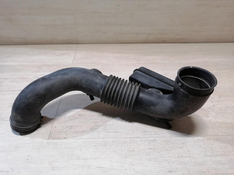 Santa Fe патрубок воздушного фильтра