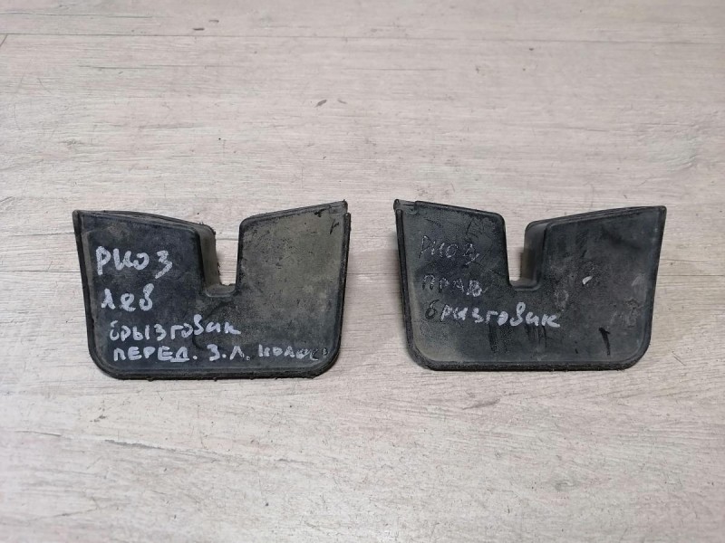 Rio 3 №3 брызговик заднего колеса передний левый