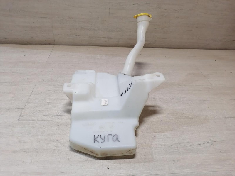 Kuga бачок омывателя лобового стекла