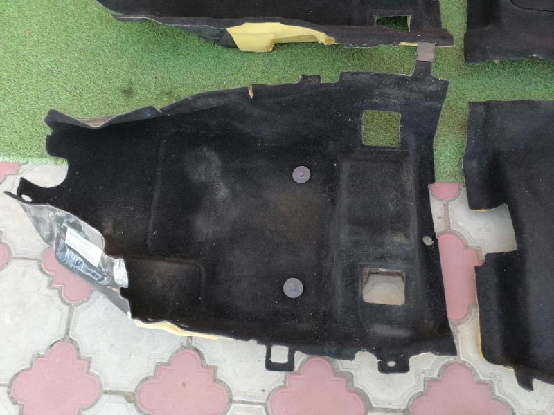 Kuga пол салона комплект