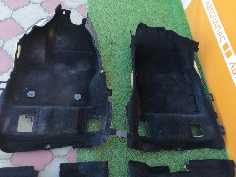 Kuga пол салона комплект