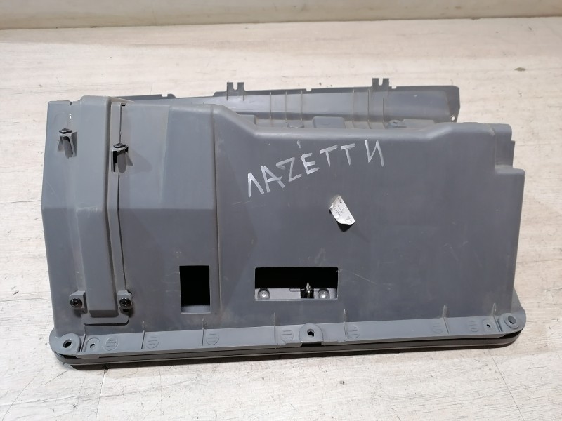 Lacetti №1 бардачок