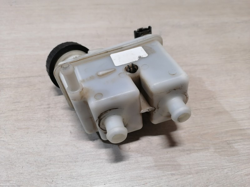 Lacetti №2 бачок тормозного цилиндра
