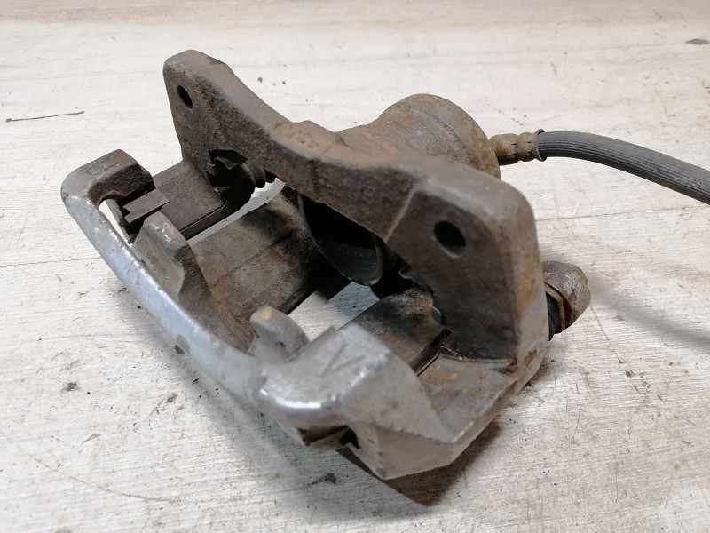 Lacetti №3 суппорт передний правый 1,6