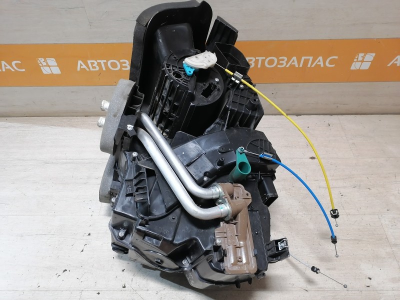 Almera G15 №11 печка корпус под кондиционер