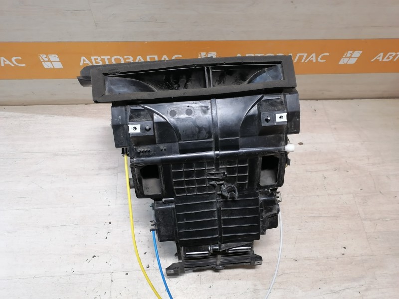 Almera G15 №11 печка корпус под кондиционер