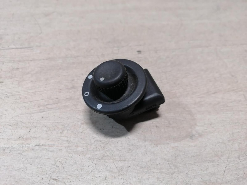 Almera G15 блок управления зеркалами