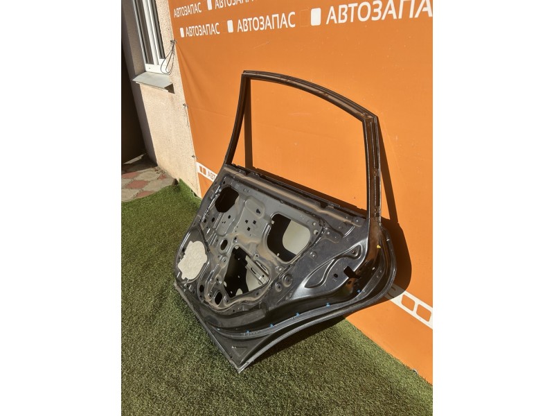 Almera G15 №2 дверь задняя правая