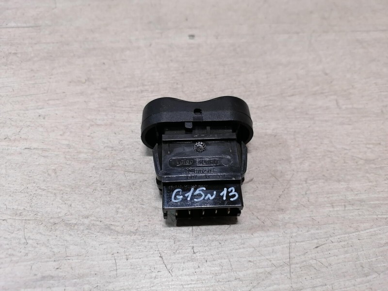 Almera G15 кнопка блокировки дверей