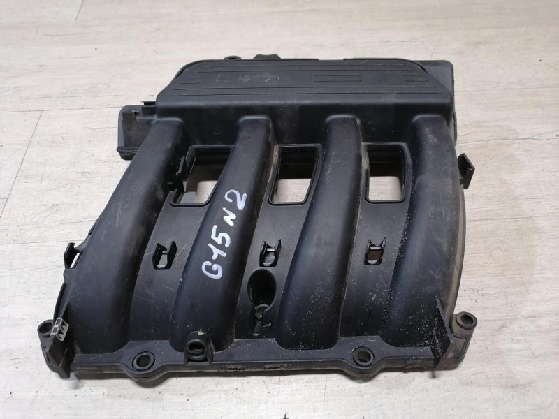 Almera G15 №2 коллектор впускной