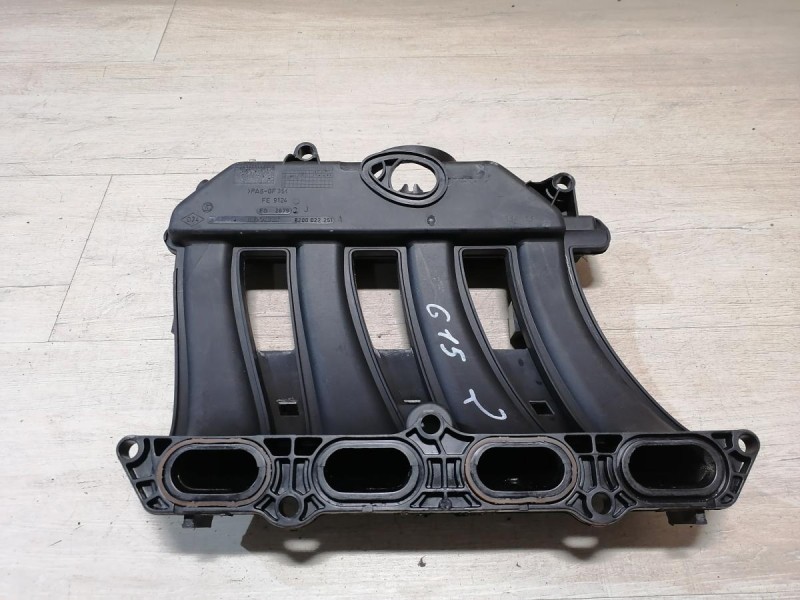 Almera G15 №2 коллектор впускной